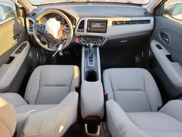 3CZRU5H52KM714960 2019 HONDA HR-V - Image 8