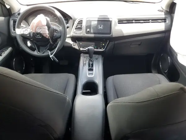 3CZRU5H52KM718300 2019 HONDA HR-V - Image 8