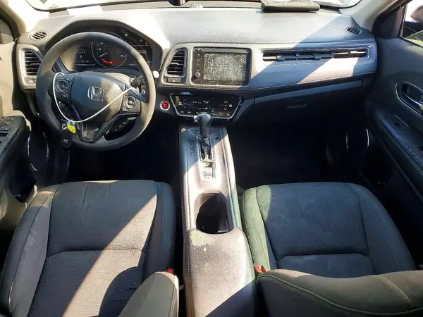 3CZRU5H52KM727403 2019 HONDA HR-V - Image 8