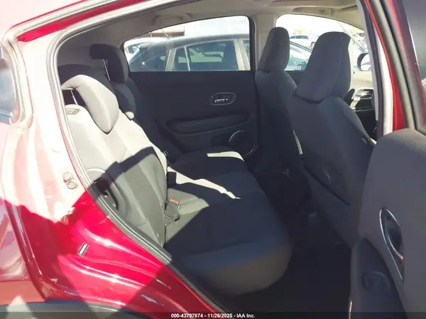 3CZRU5H52LM700610 2020 HONDA HR-V - Image 8