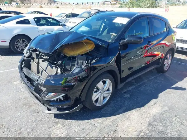 3CZRU5H52LM715625 2020 HONDA HR-V - Image 2