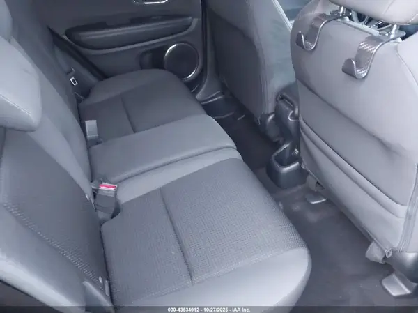 3CZRU5H52NM704398 2022 HONDA HR-V - Image 8