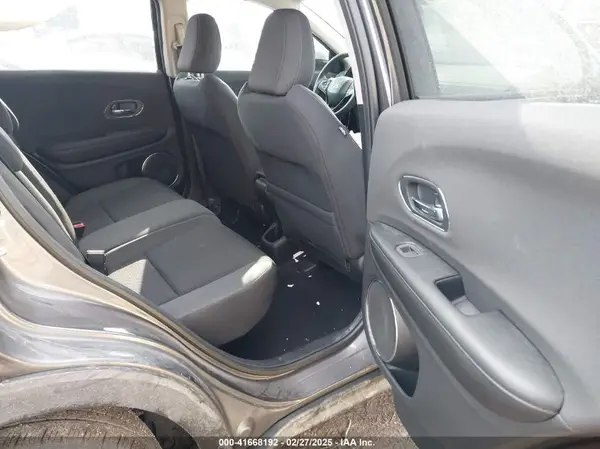 3CZRU5H52NM712033 2022 HONDA HR-V - Image 8