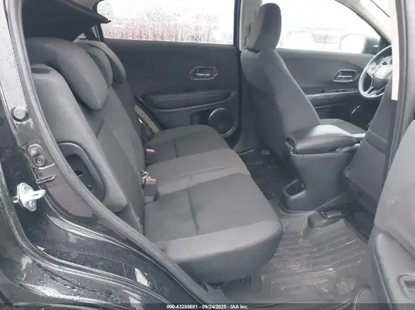 3CZRU5H52NM728586 2022 HONDA HR-V - Image 8