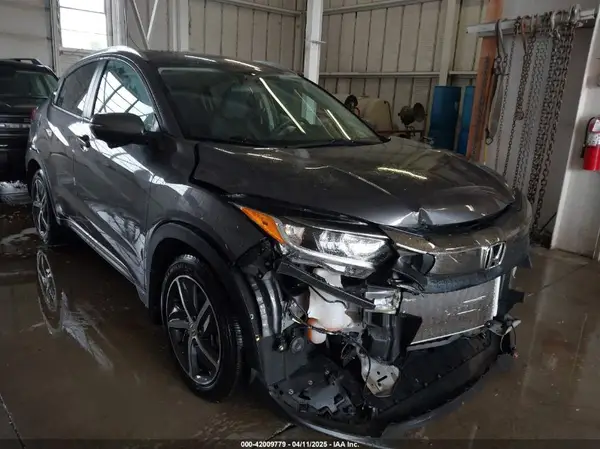 3CZRU5H52NM735733 2022 HONDA HR-V - Image 1
