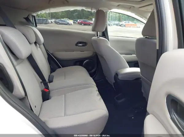 3CZRU5H53GM706955 2016 HONDA HR-V - Image 8