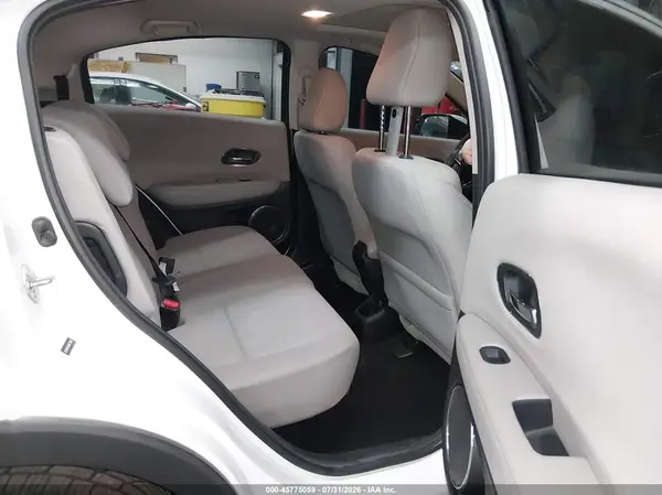 3CZRU5H53GM713002 2016 HONDA HR-V - Image 8