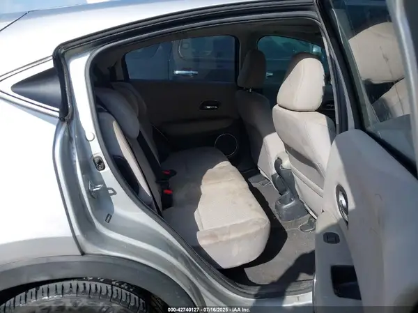 3CZRU5H53GM716000 2016 HONDA HR-V - Image 8