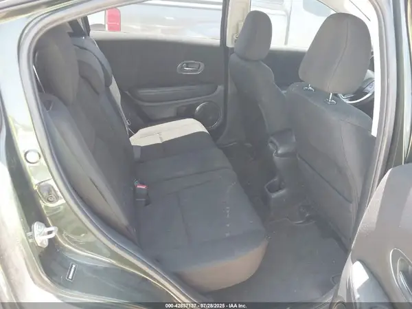 3CZRU5H53GM721486 2016 HONDA HR-V - Image 8
