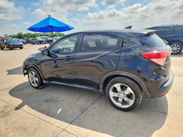 3CZRU5H53HG701027 2017 HONDA HR-V - Image 2