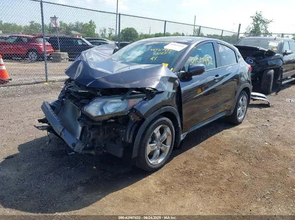 3CZRU5H53HG702162 2017 HONDA HR-V - Image 2