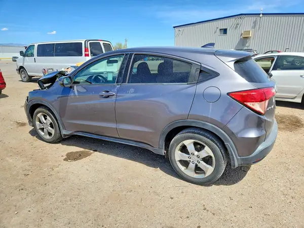 3CZRU5H53HG703618 2017 HONDA HR-V - Image 2