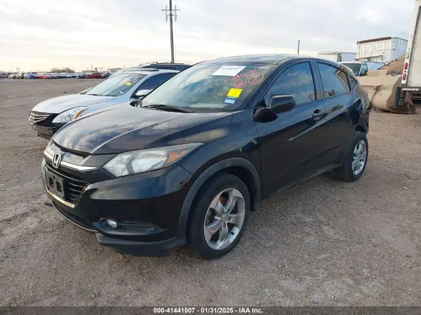 3CZRU5H53HG709824 2017 HONDA HR-V - Image 2