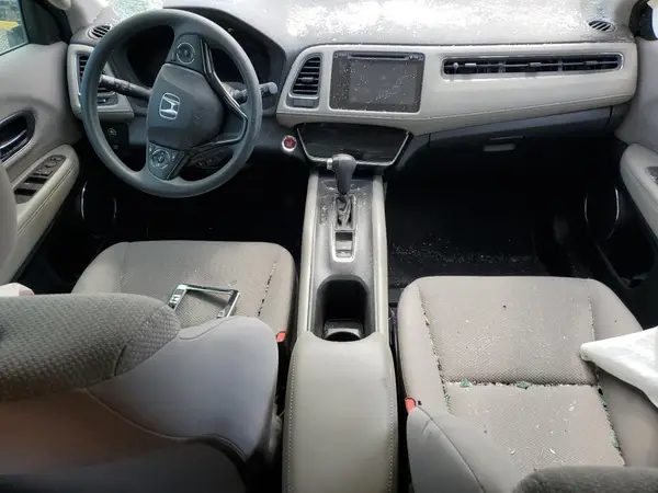 3CZRU5H53JG700563 2018 HONDA HR-V - Image 8
