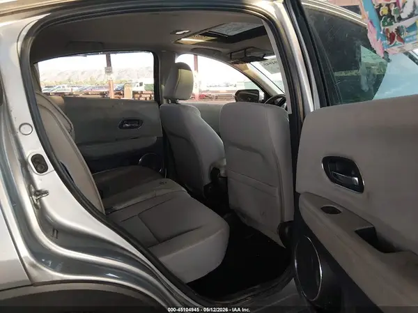 3CZRU5H53JG703687 2018 HONDA HR-V - Image 8
