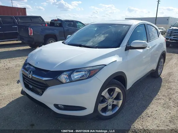 3CZRU5H53JM100756 2018 HONDA HR-V - Image 2