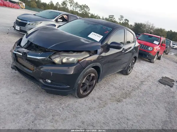 3CZRU5H53JM707093 2018 HONDA HR-V - Image 2