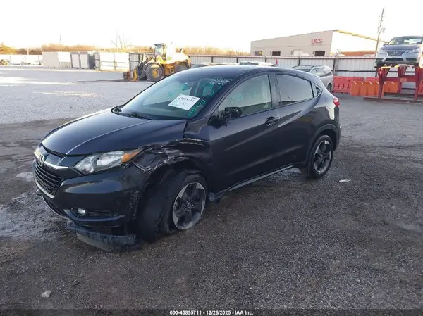3CZRU5H53JM708048 2018 HONDA HR-V - Image 2