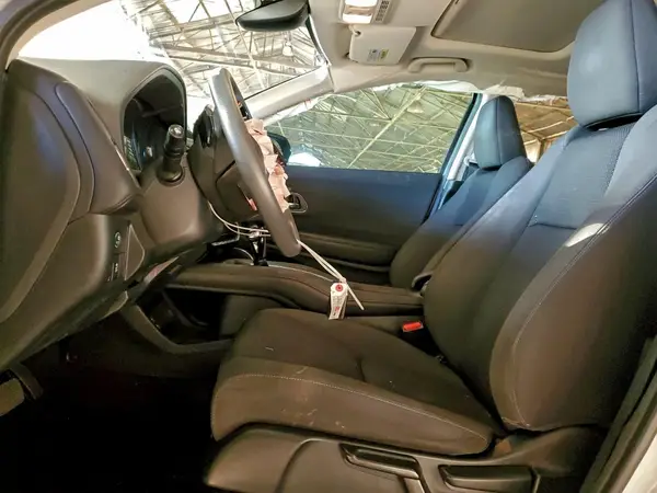 3CZRU5H53KM703269 2019 HONDA HR-V - Image 8
