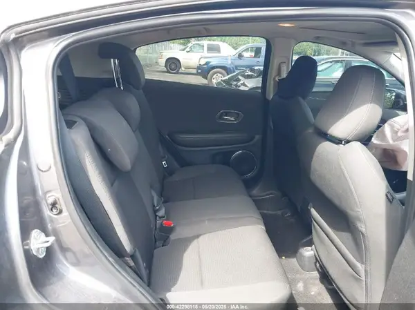 3CZRU5H53MM705770 2021 HONDA HR-V - Image 8