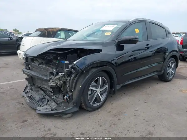 3CZRU5H53MM712752 2021 HONDA HR-V - Image 2