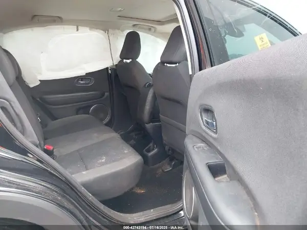 3CZRU5H53MM712752 2021 HONDA HR-V - Image 8