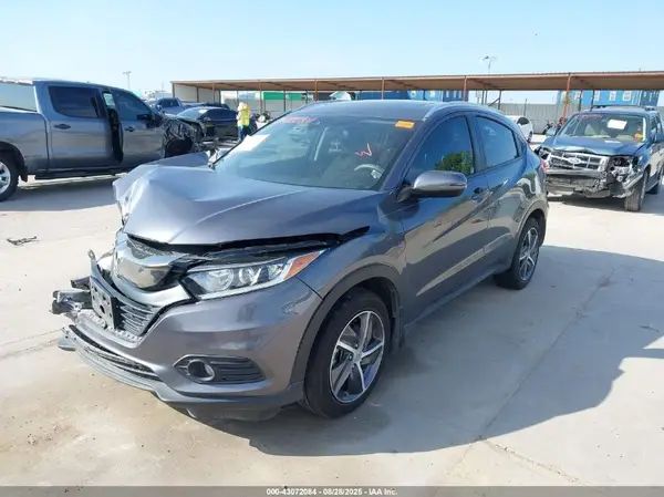 3CZRU5H53MM725758 2021 HONDA HR-V - Image 2