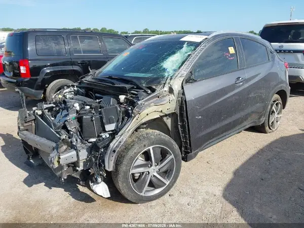 3CZRU5H53NM746207 2022 HONDA HR-V - Image 2