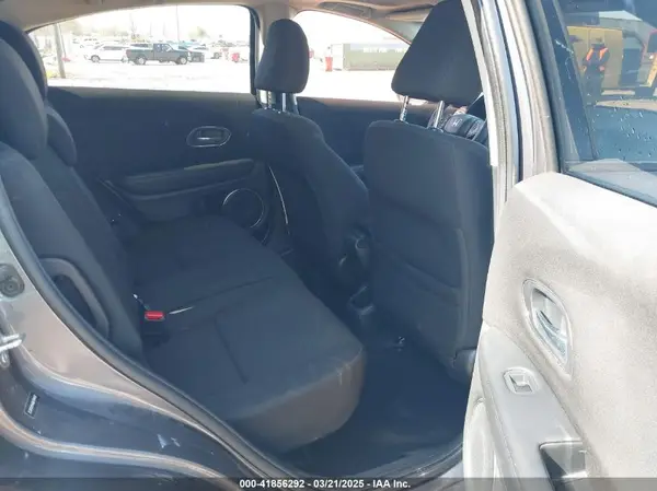 3CZRU5H54GM704082 2016 HONDA HR-V - Image 8