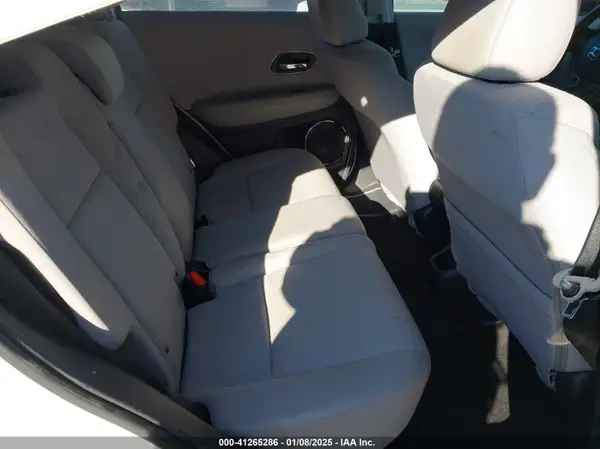 3CZRU5H54GM705703 2016 HONDA HR-V - Image 8