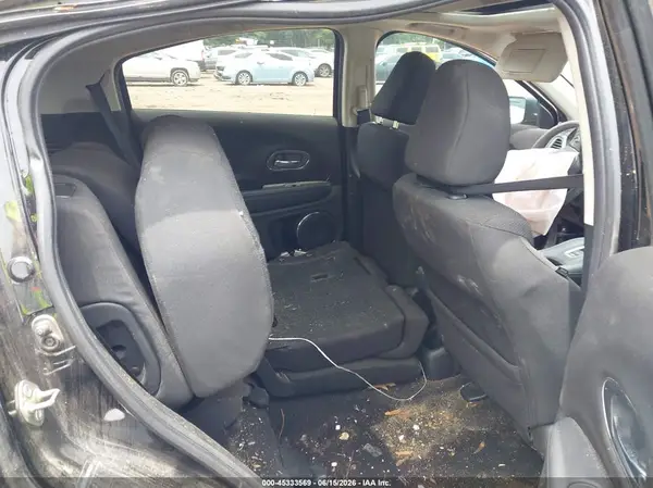 3CZRU5H54HM700812 2017 HONDA HR-V - Image 8