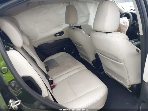 3CZRU5H54HM704388 2017 HONDA HR-V - Image 8