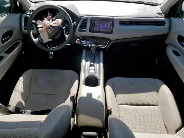 3CZRU5H54HM711860 2017 HONDA HR-V - Image 8