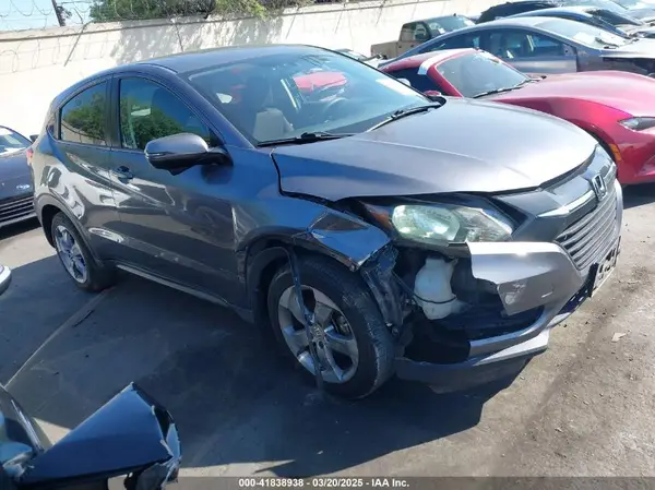 3CZRU5H54HM712572 2017 HONDA HR-V - Image 1
