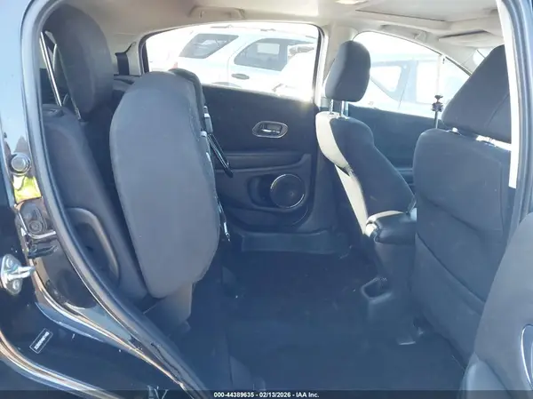 3CZRU5H54HM714466 2017 HONDA HR-V - Image 8
