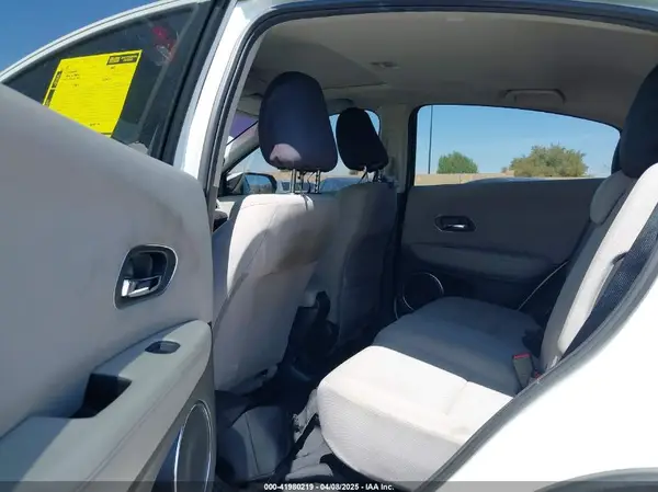 3CZRU5H54HM726911 2017 HONDA HR-V - Image 8