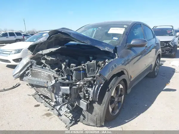 3CZRU5H54JG702421 2018 HONDA HR-V - Image 2