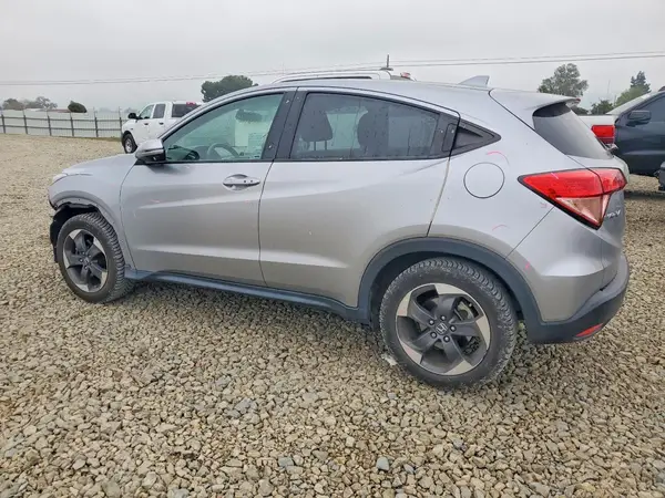 3CZRU5H54JG702600 2018 HONDA HR-V - Image 2