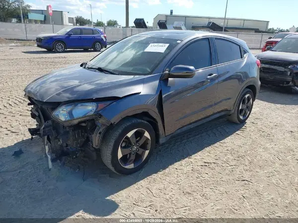 3CZRU5H54JG703858 2018 HONDA HR-V - Image 2