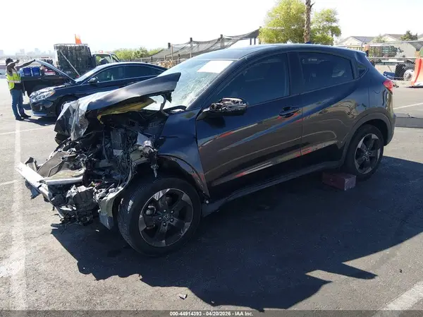 3CZRU5H54JG704718 2018 HONDA HR-V - Image 2