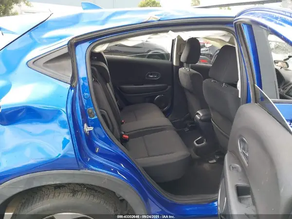 3CZRU5H54JM700492 2018 HONDA HR-V - Image 8