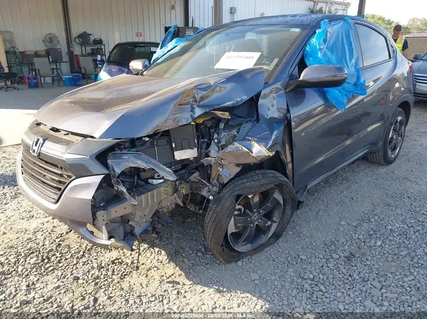 3CZRU5H54JM717096 2018 HONDA HR-V - Image 2