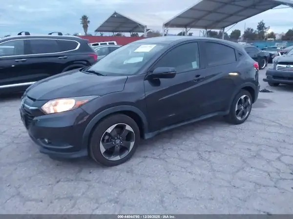 3CZRU5H54JM719009 2018 HONDA HR-V - Image 2