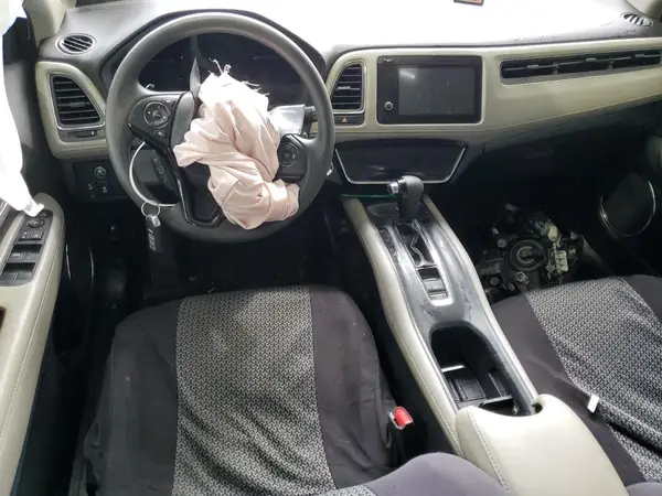 3CZRU5H54KM701093 2019 HONDA HR-V - Image 8