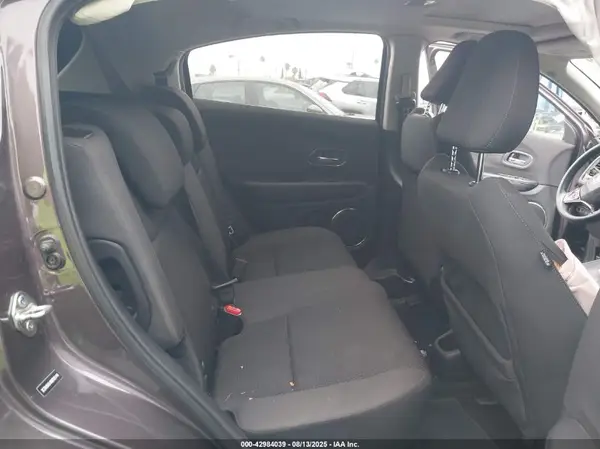 3CZRU5H54KM705144 2019 HONDA HR-V - Image 8
