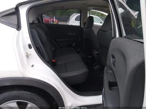 3CZRU5H54KM707234 2019 HONDA HR-V - Image 8