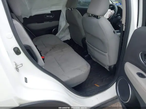 3CZRU5H54KM714958 2019 HONDA HR-V - Image 8