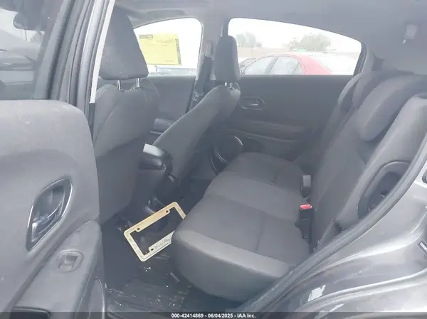 3CZRU5H54KM718508 2019 HONDA HR-V - Image 8