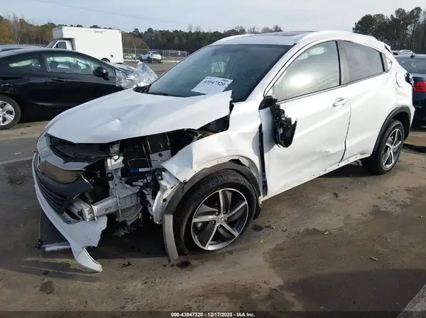 3CZRU5H54MM700206 2021 HONDA HR-V - Image 2