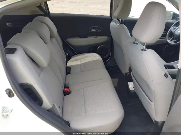 3CZRU5H54MM713621 2021 HONDA HR-V - Image 8